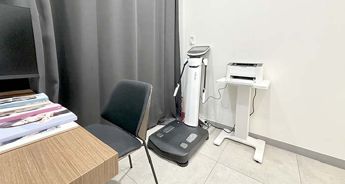 ห้องปรึกษาศัลยกรรมปรับรูปร่าง_ โรงพยาบาล AB ชั้น 3
