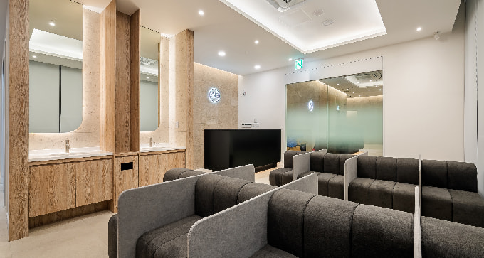 ศูนย์ดูแลหลังการผ่าตัด_ โรงพยาบาล AB ชั้น 4