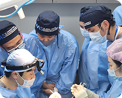 ผ่าตัดยกกระชับใบหน้า
รูปแบบ Live Surgery