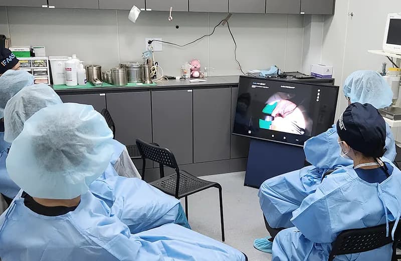 Live Surgery Review