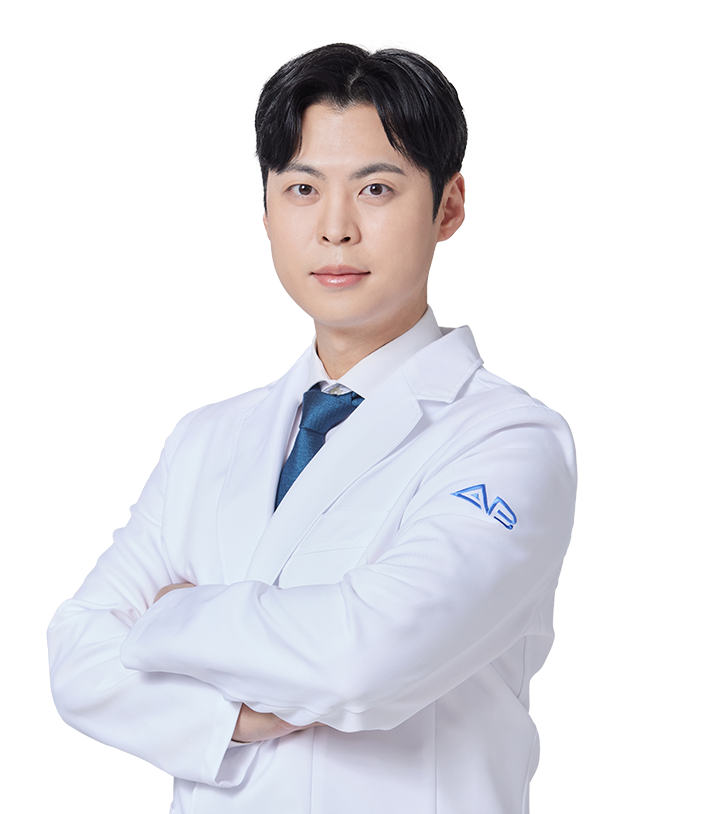 ศัลยแพทย์. ฮันมันอุง ที่โรงพยาบาลศัลยกรรม AB