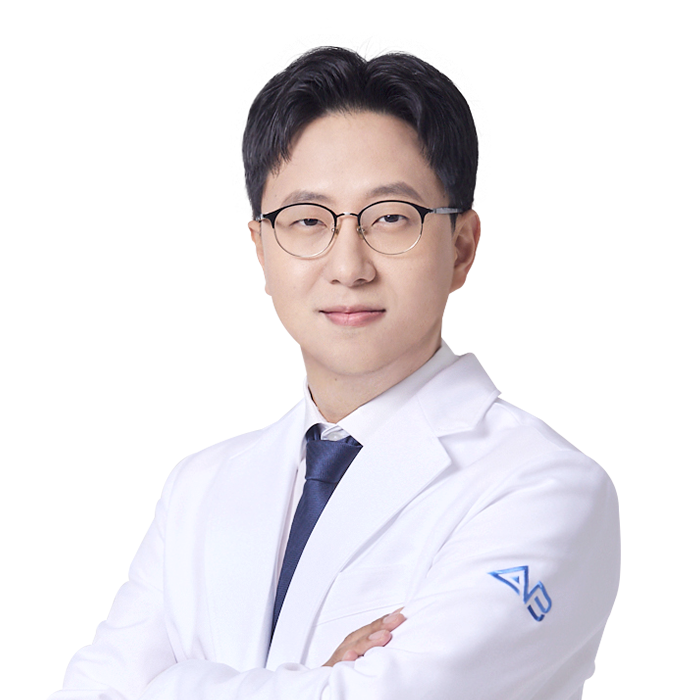 Dr. นายแพทย์ ควอน ชาน