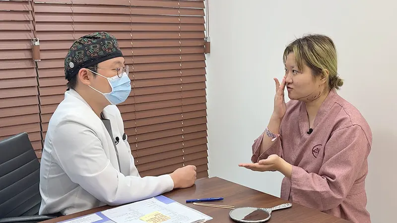 คุณหมอคะ! หนูกังวลที่ดั้งไม่โด่งค่ะ