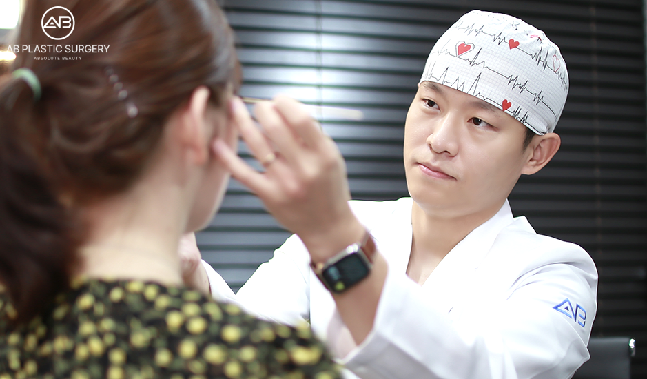 การผ่าตัดที่ปลอดภัย ภายใต้การดูแลโดยตรงของแพทย์ผู้เชี่ยวชาญที่โรงพยาบาลศัลยกรรม AB ประเทศเกาหลี